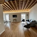 Ti1 Estiloso Loft 120M De La Catedral Tomas De Ibarra Street
