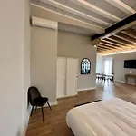 Ti1 Estiloso Loft 120M De La Catedral Tomas De Ibarra Street